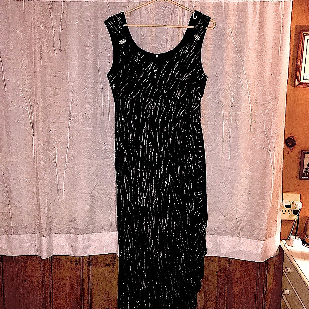 (EUC) R&M Richards Black Chiffon Sleeveless Maxi Dress with Silver Glitter